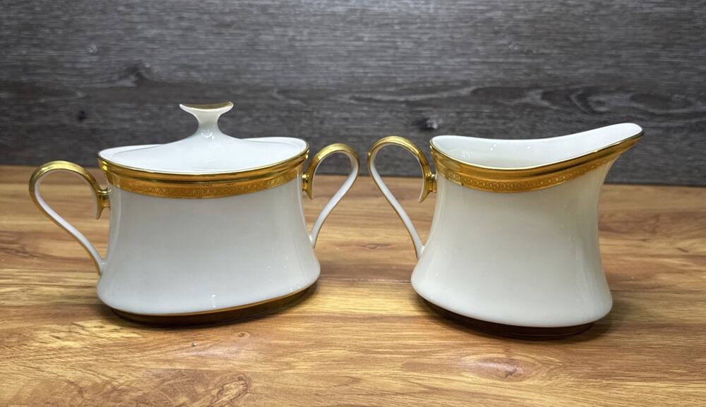 Lenox Aristocrat Gold Encrusted Sugar Bowl & Creamer Set